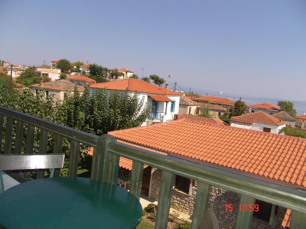 Nikos Apartments Afytos Exterior photo
